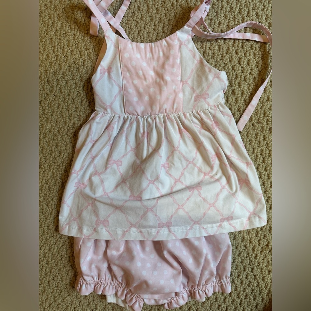 Busy Bees Smocks - bows diaper set